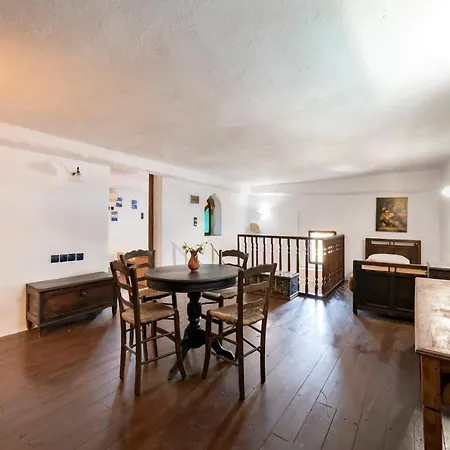 Secret Garden - Old Town Rhodes City