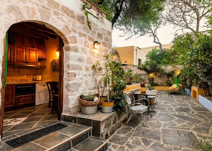 Secret Garden - Old Town *